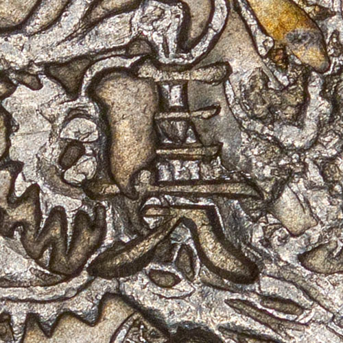 Similar to 兲 - (variant of 天) tiān - heaven